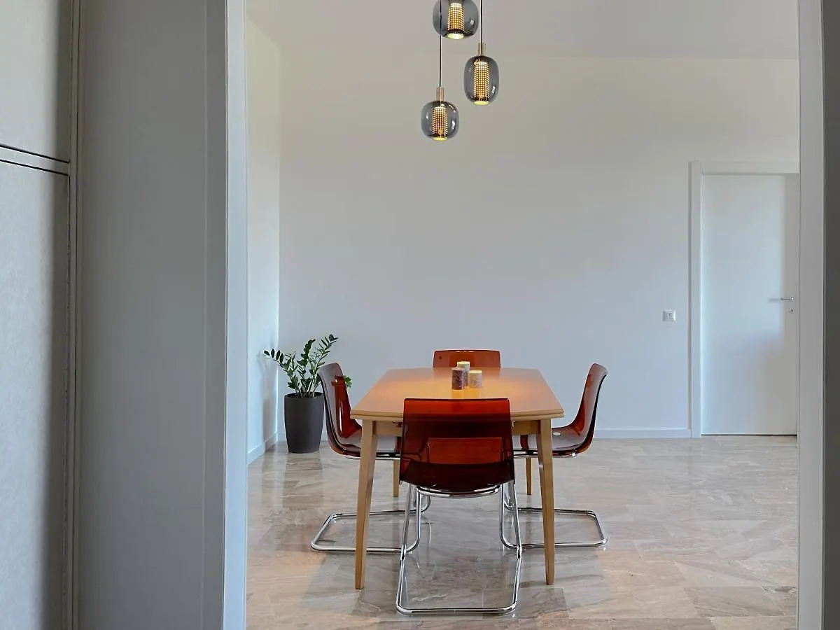 Accogliente Trilocale A Brescia Apartamento Itália