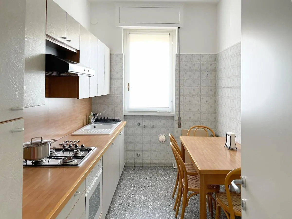Accogliente Trilocale A Brescia Apartamento