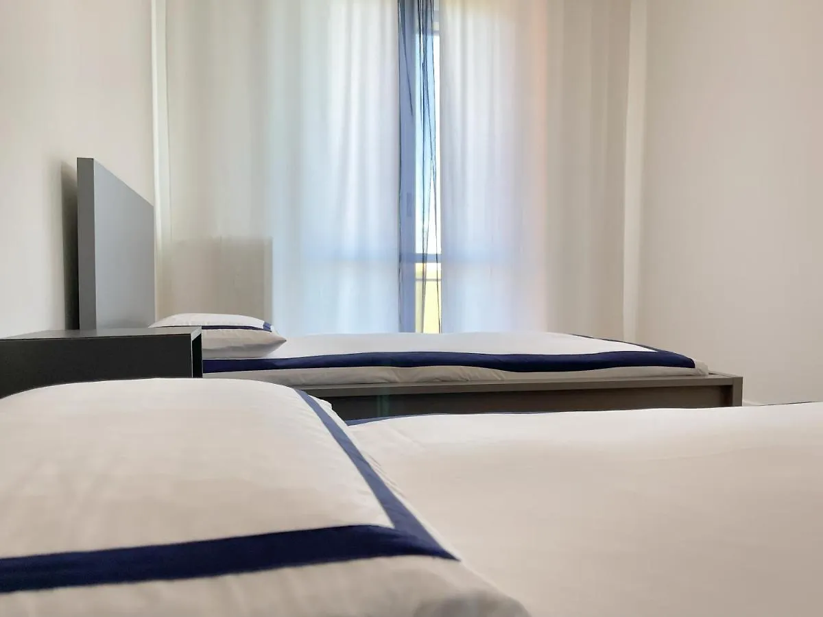 Accogliente Trilocale A Brescia Apartamento