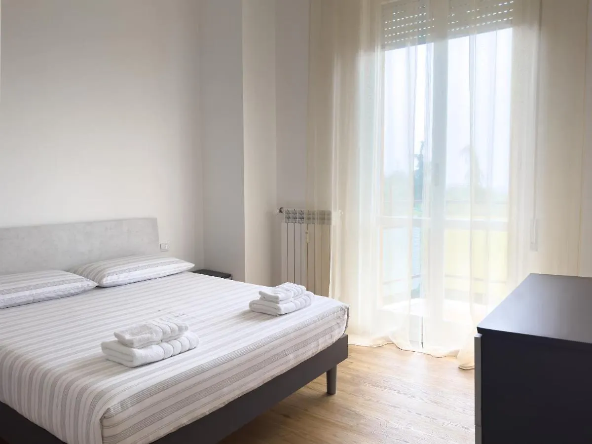 Accogliente Trilocale A Brescia Apartamento
