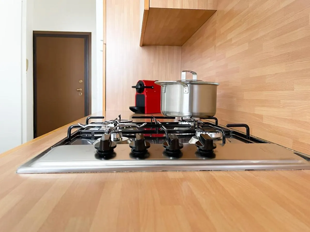 Accogliente Trilocale A Brescia Apartamento