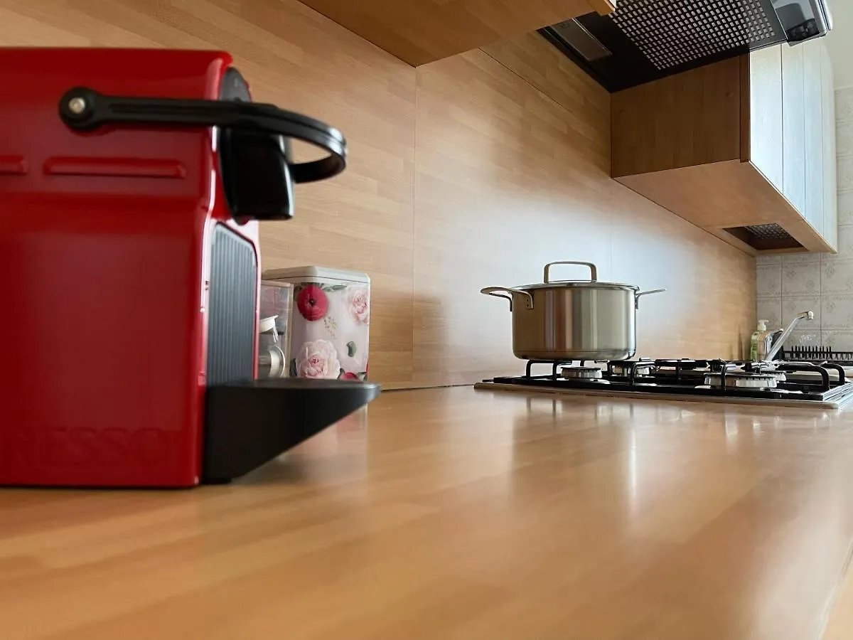 Accogliente Trilocale A Brescia Apartamento