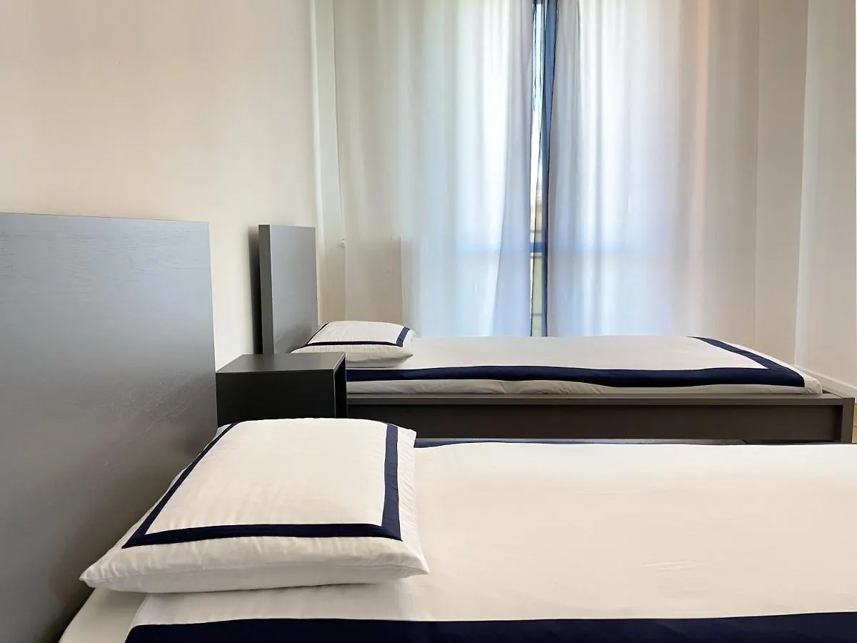 Accogliente Trilocale A Brescia Apartamento